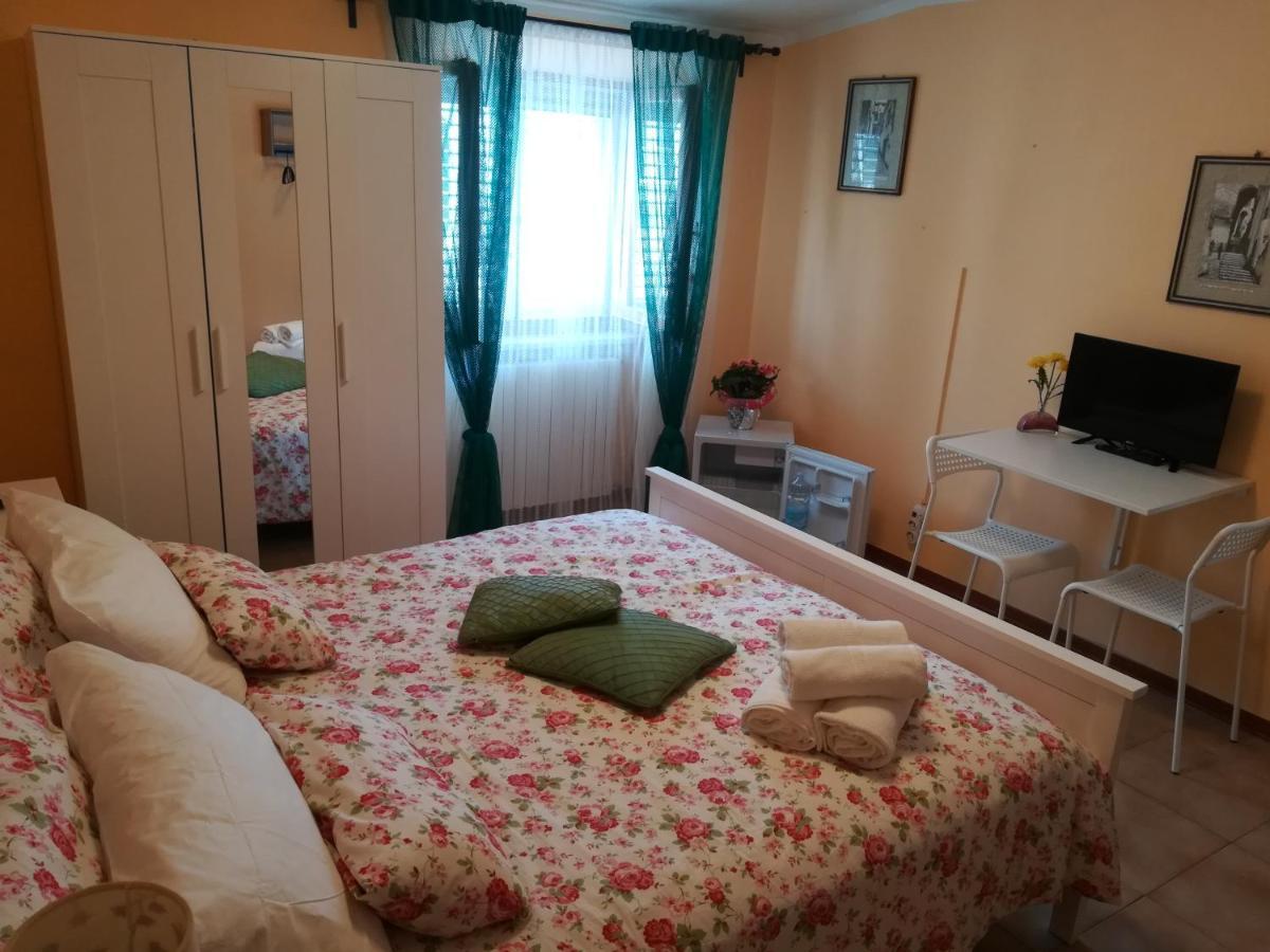 Da Mamma E Papa Sirolo Apartment Bagian luar foto